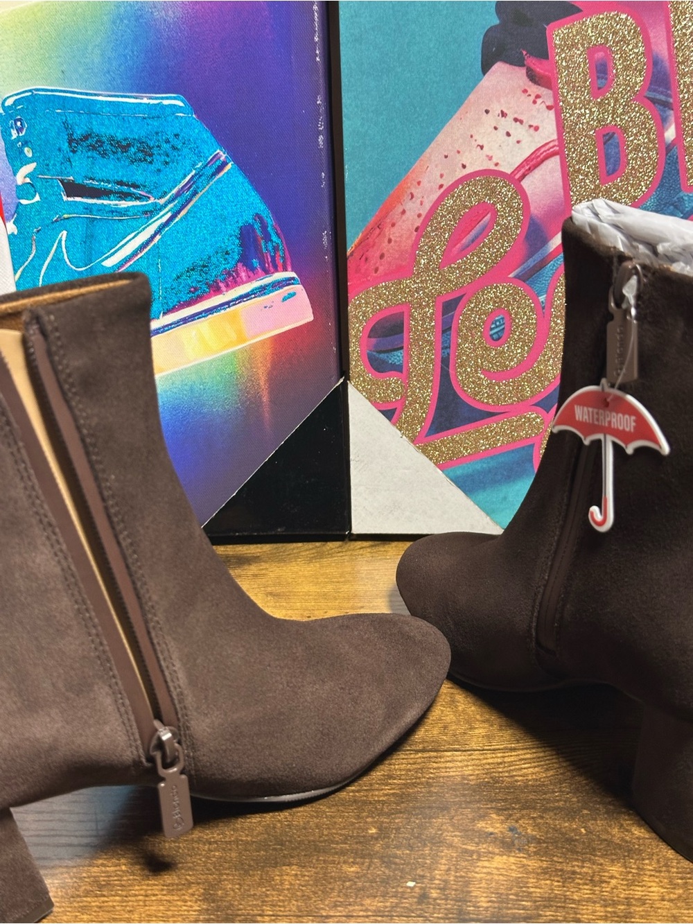 Blondo Alida Waterproof Bootie Color: Java Suede size 6.5 - Picture 6 of 11